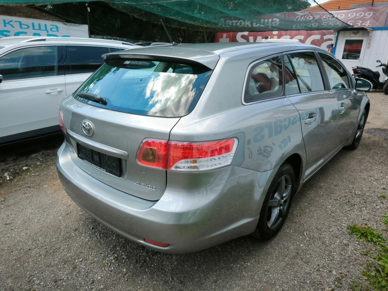 Toyota Avensis 2.0i автоматик Швейцария , снимка 4 - Автомобили и джипове - 46495218