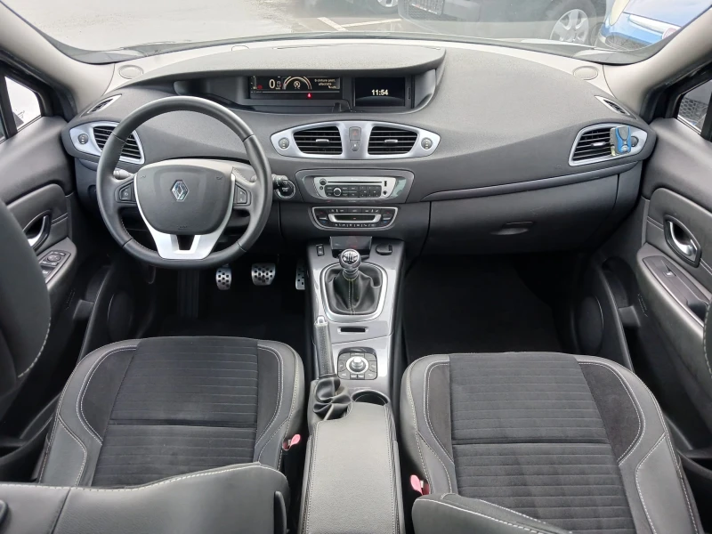 Renault Scenic 1.5 dci CROSS, снимка 8 - Автомобили и джипове - 48164855