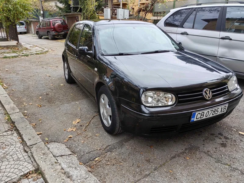 VW Golf 1.6, снимка 2 - Автомобили и джипове - 49599843