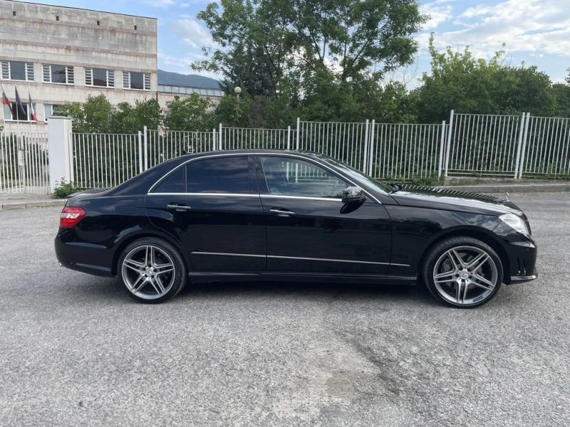 Mercedes-Benz E 500 AMG Sportline, снимка 6 - Автомобили и джипове - 52391779
