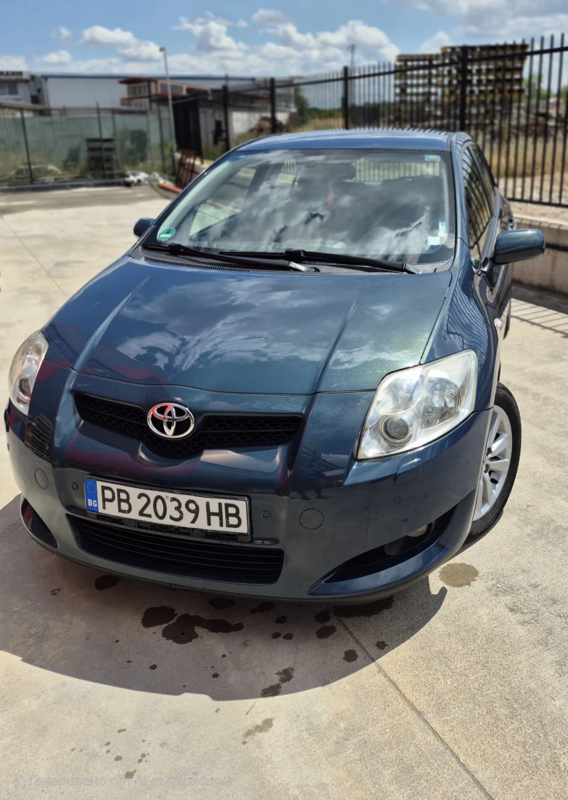 Toyota Auris, снимка 3 - Автомобили и джипове - 52402104