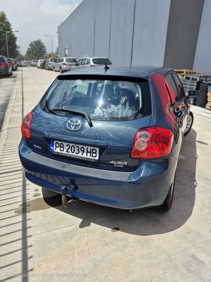 Toyota Auris, снимка 5 - Автомобили и джипове - 52402104