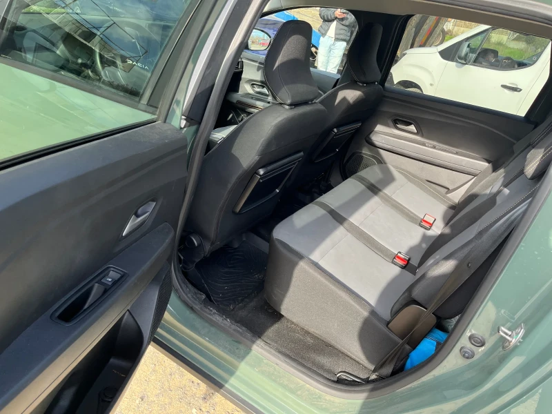 Dacia Jogger, снимка 5 - Автомобили и джипове - 52589635