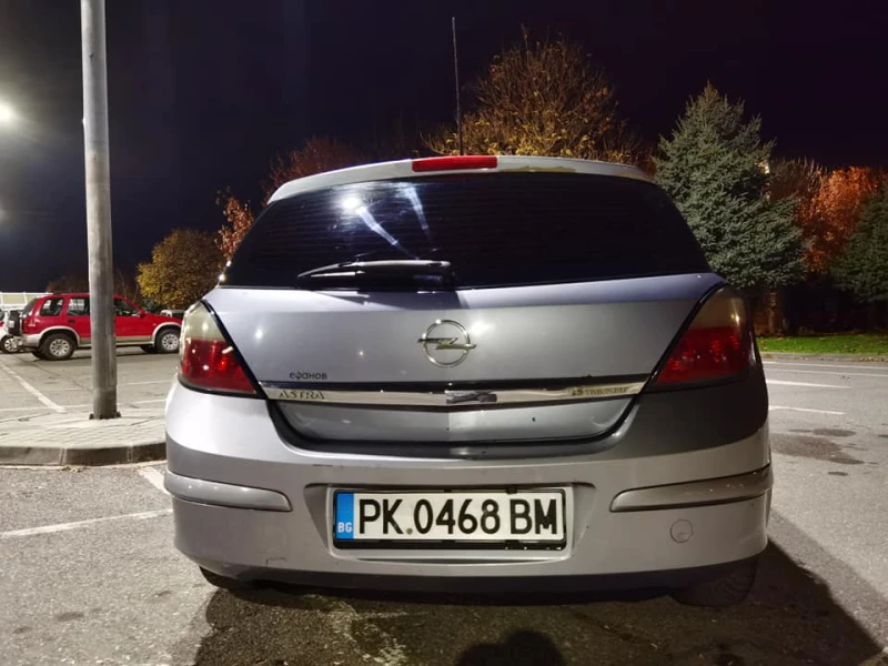 Opel Astra H, снимка 4 - Автомобили и джипове - 53117299