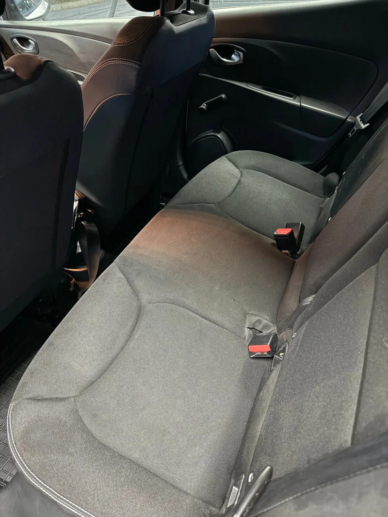 Renault Clio 1.5dci, снимка 14 - Автомобили и джипове - 53168257