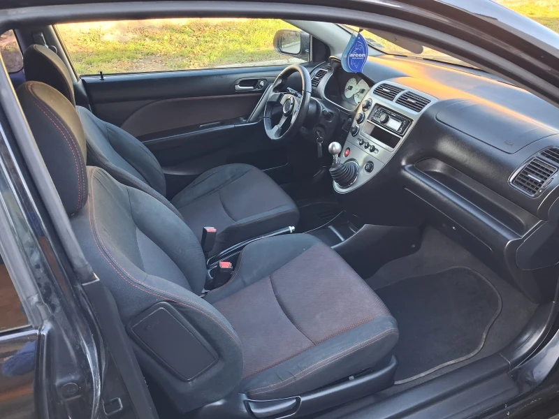 Honda Civic 1.6i, снимка 9 - Автомобили и джипове - 53256662