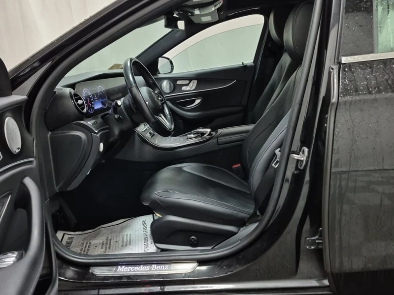 Mercedes-Benz E 350 * CARFAX * Digital cockpit  * , снимка 10 - Автомобили и джипове - 53335852