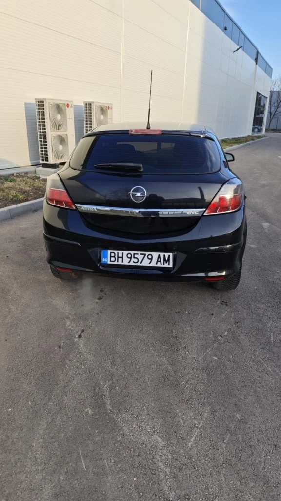 Opel Astra GTC Twinport - изображение 6