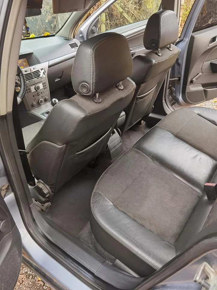Opel Astra H, снимка 8 - Автомобили и джипове - 53117299