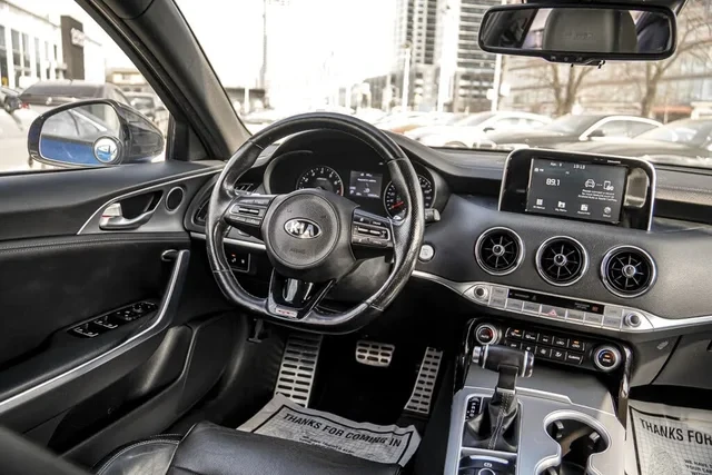 Kia Stinger * АвтоКредит * (ЦЕНА ДО БГ), снимка 5 - Автомобили и джипове - 55016166