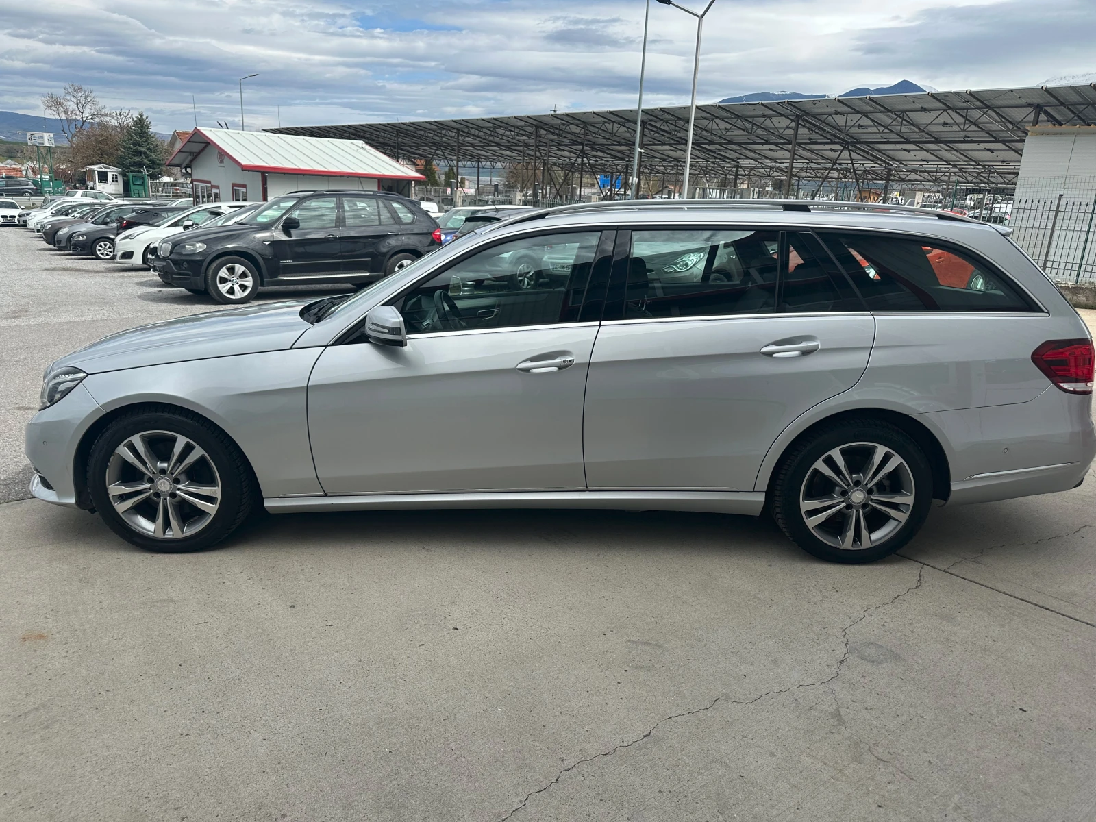 Mercedes-Benz E 350 4 Matic - изображение 3