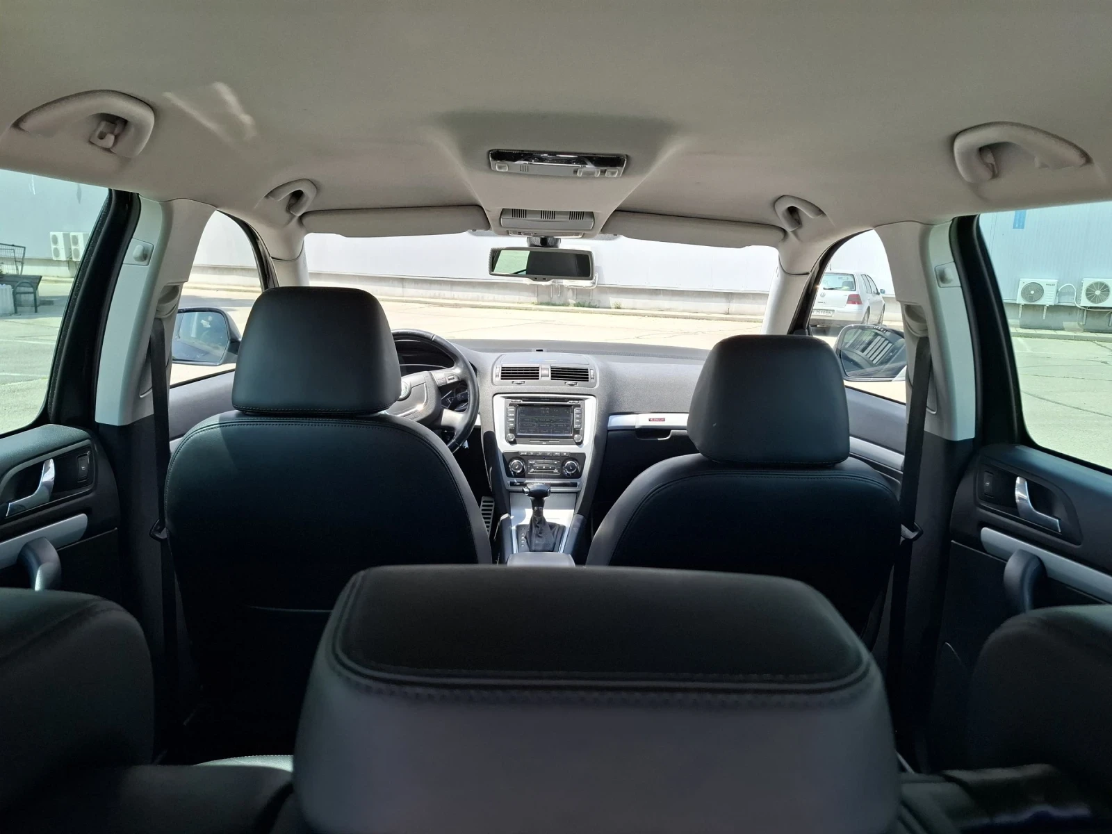 Skoda Octavia Scout - изображение 10