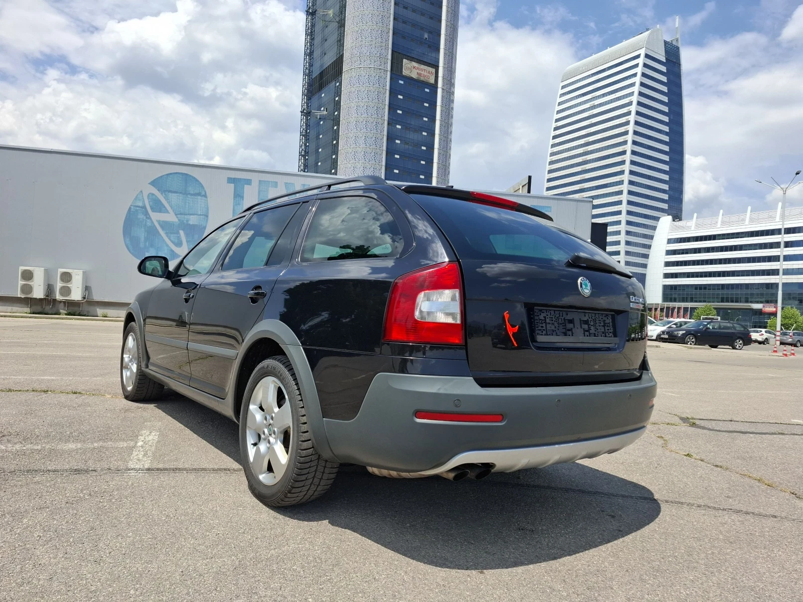 Skoda Octavia Scout - изображение 8