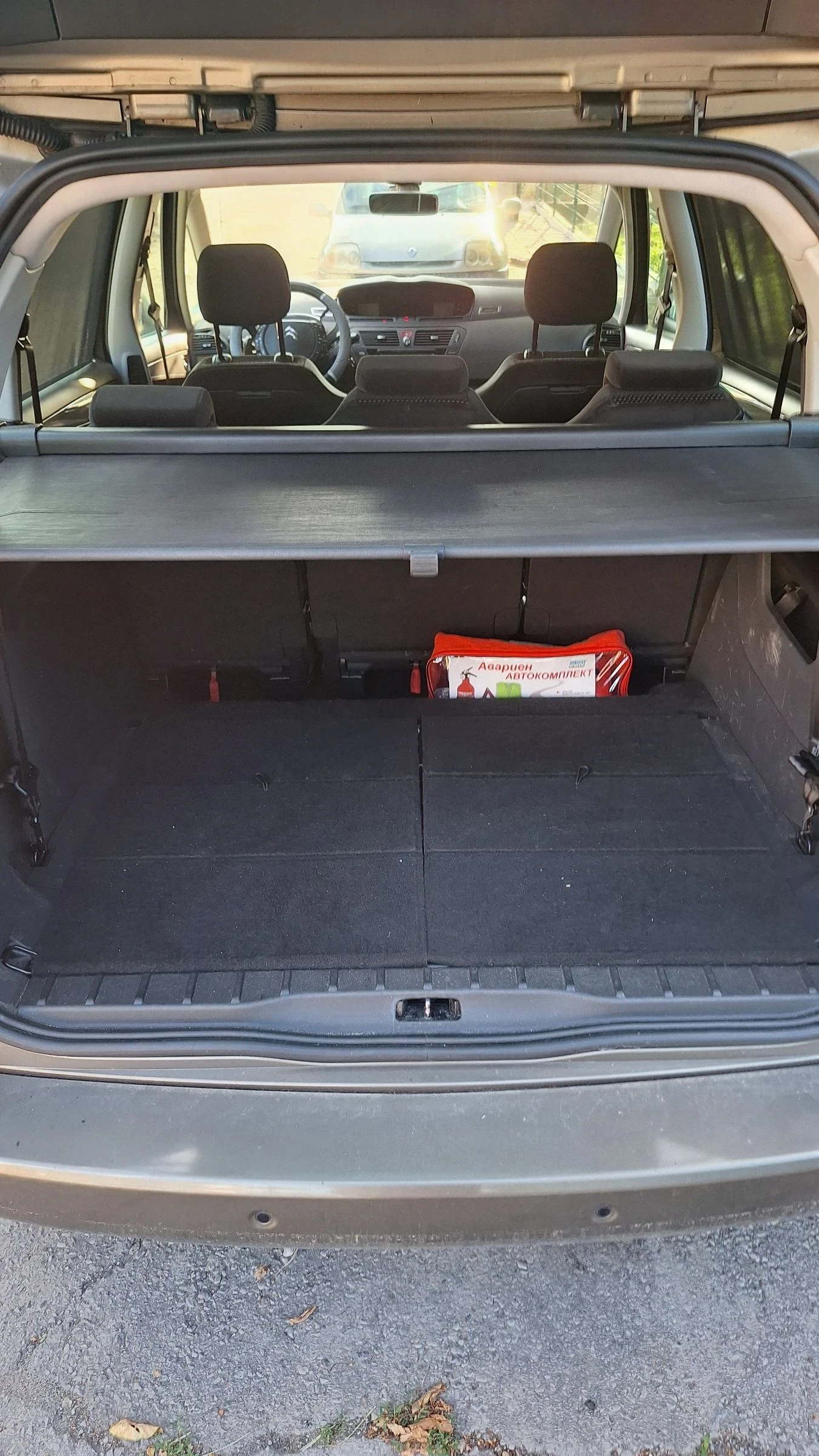 Citroen C4 Picasso 1.6THP | 7 места | Mobile.bg — изображение 13