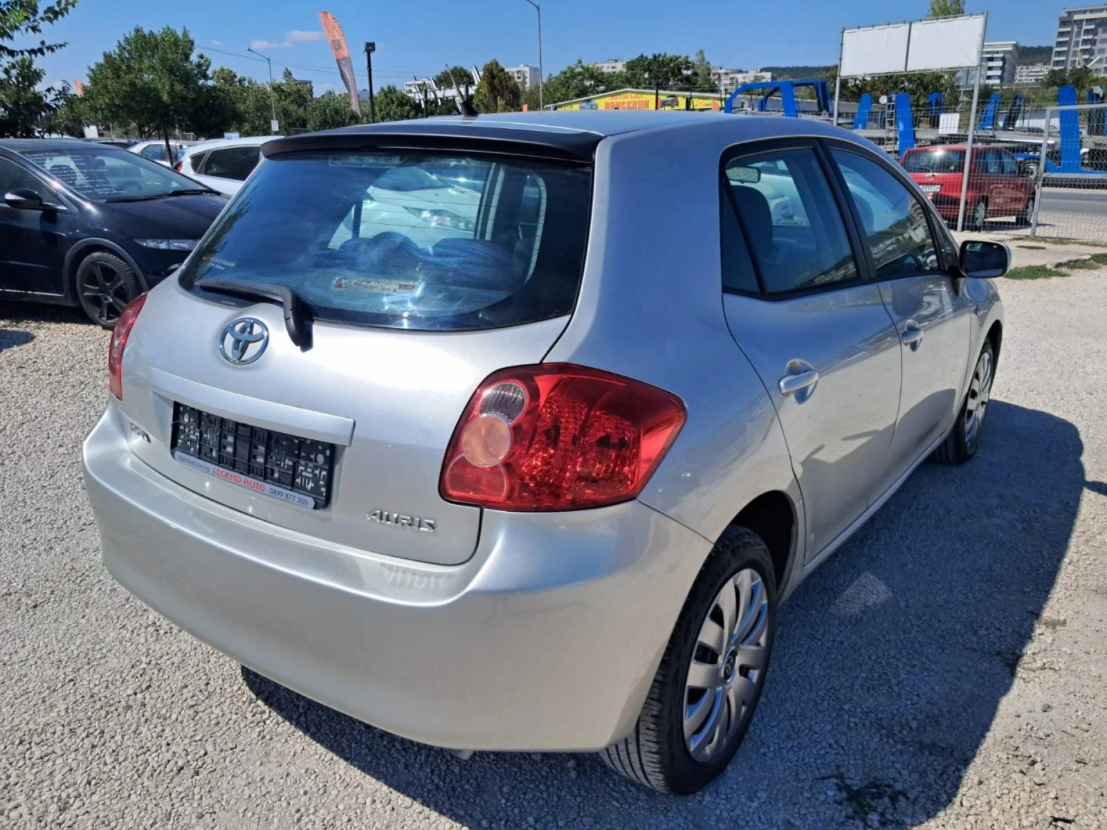 Toyota Auris 1.4D4D - изображение 4
