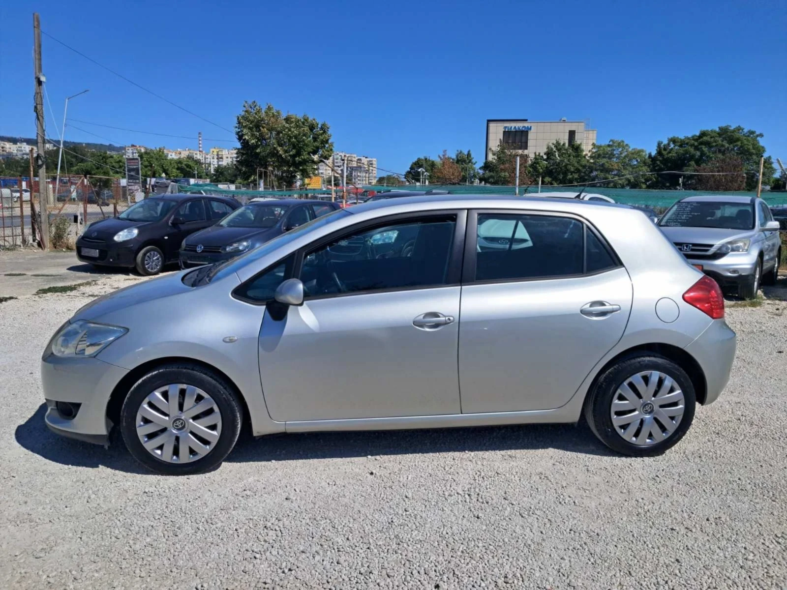 Toyota Auris 1.4D4D - изображение 7