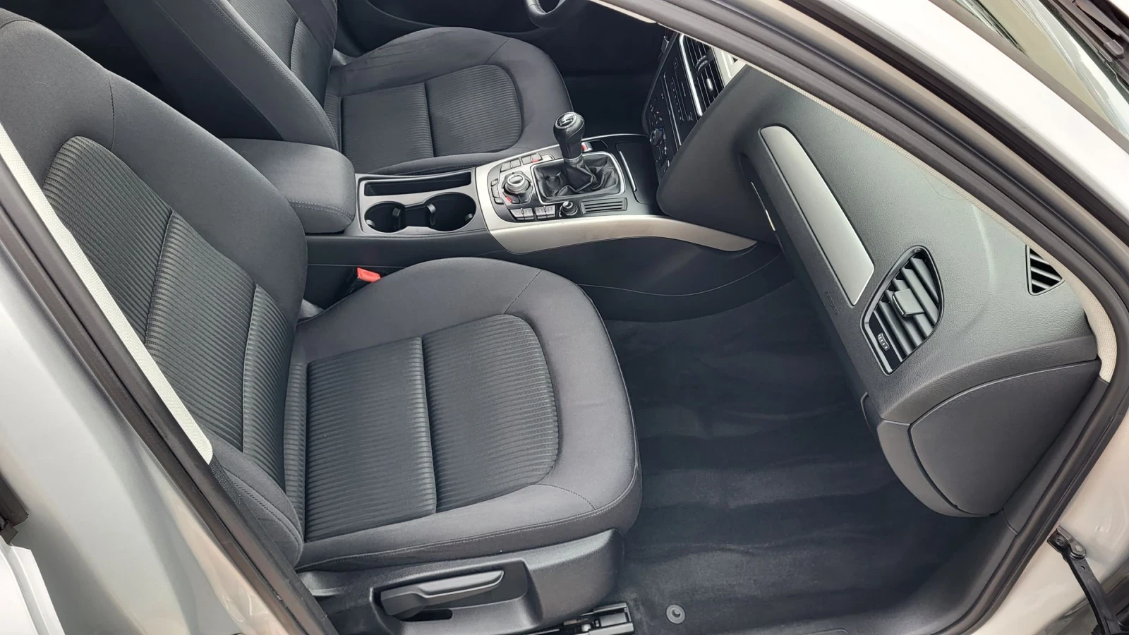 Audi A4 2.0TDI-143 NAVI | Mobile.bg   11