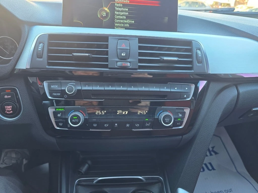 BMW 328 * 4dr Sdn 328i xDrive AWD * CARFAX * ���� �� �� | Mobile.bg � ����������� 13