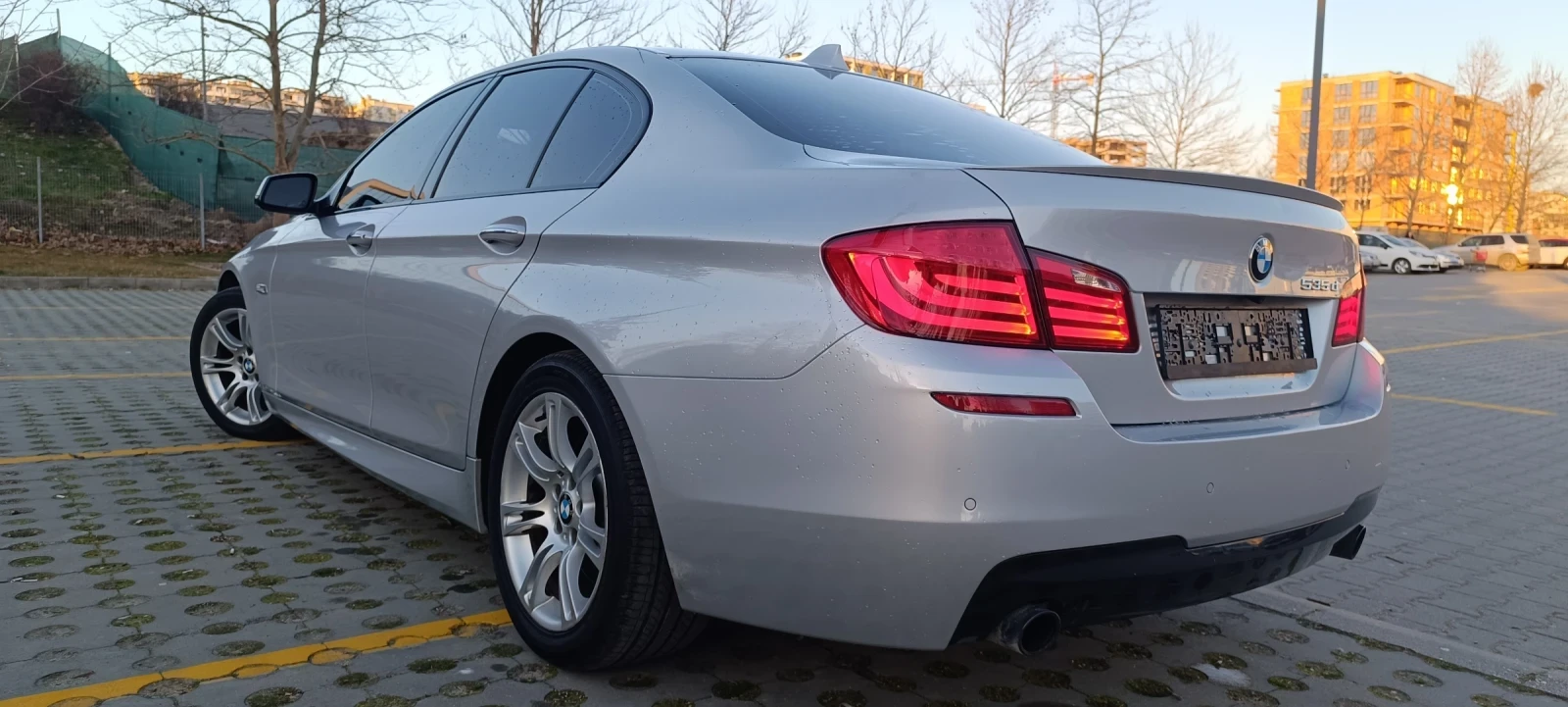 BMW 535 Всички екстри РЕАЛНИ КИЛОМЕТРИ , снимка 7 - Автомобили и джипове - 53754370