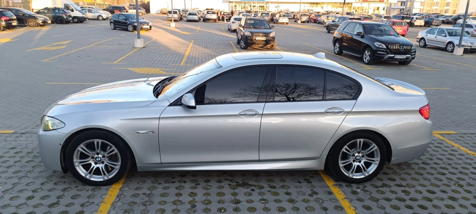 BMW 535 Всички екстри РЕАЛНИ КИЛОМЕТРИ , снимка 5 - Автомобили и джипове - 53754370