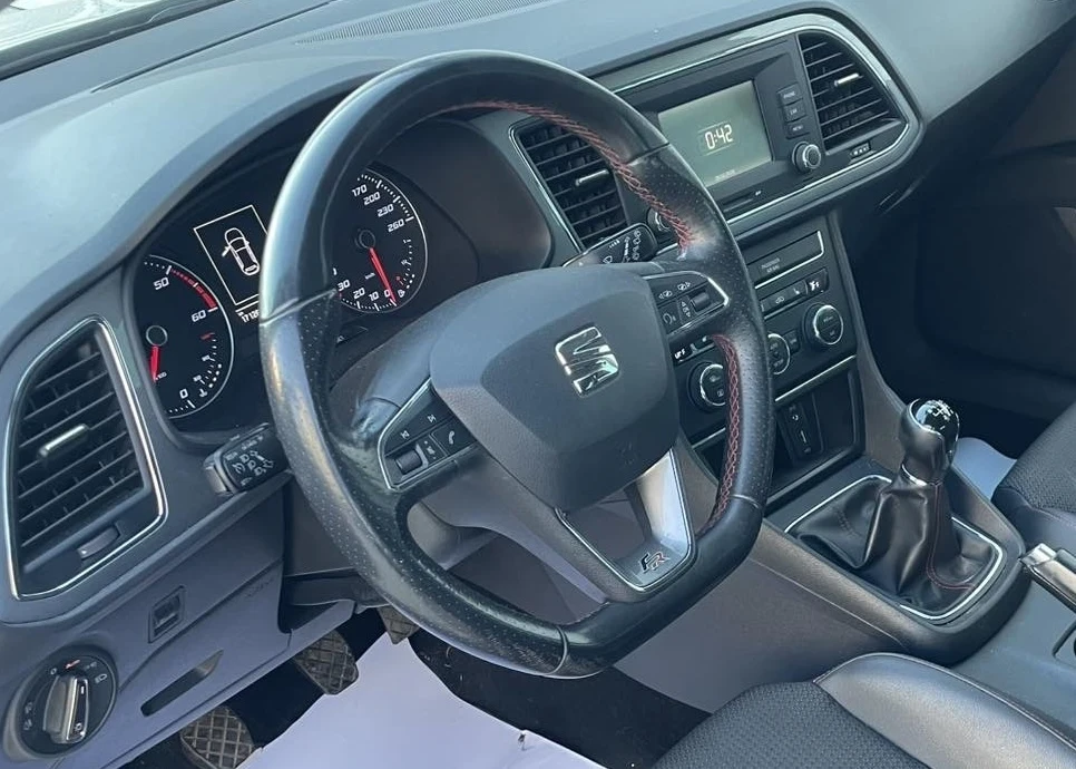 Seat Leon 2, 0TDI-FR-150k.c/EURO 6/КОЖА/ПОДГРЕВ/КАТО НОВ!!!, снимка 6 - Автомобили и джипове - 53789138