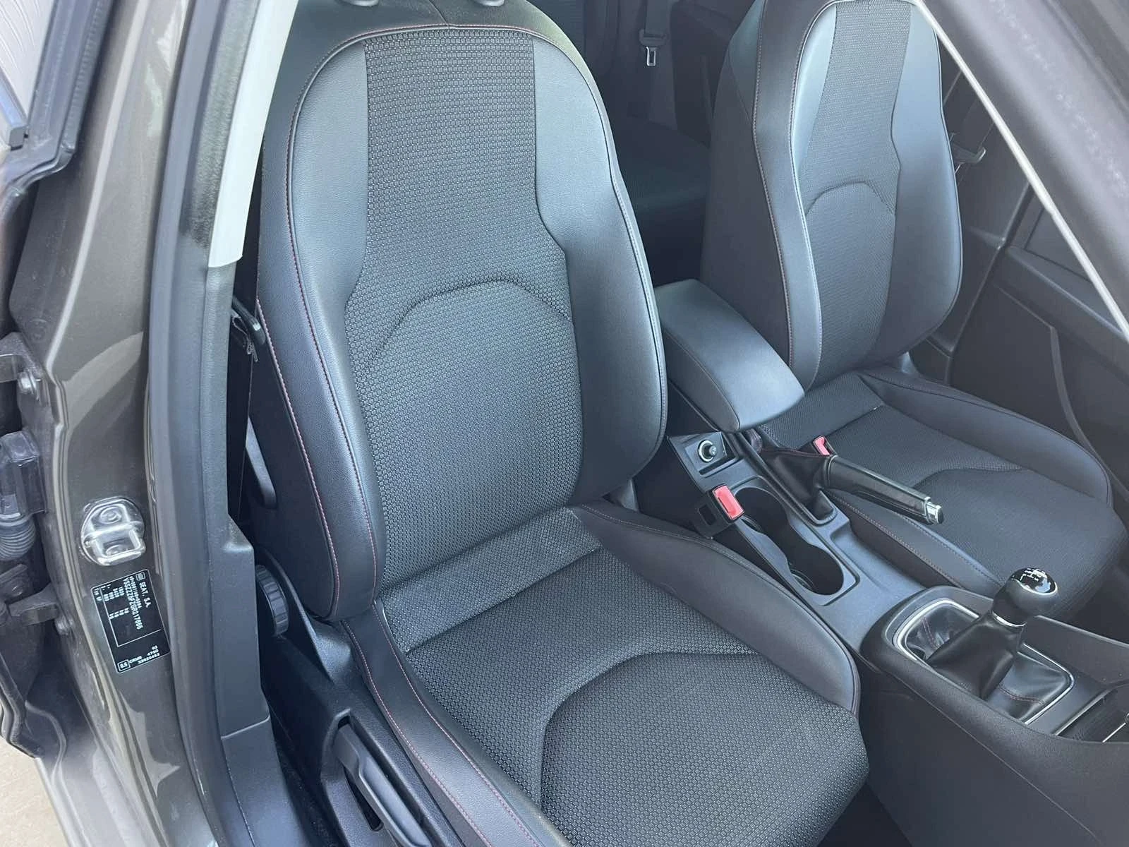 Seat Leon 2, 0TDI-FR-150k.c/EURO 6/КОЖА/ПОДГРЕВ/КАТО НОВ!!!, снимка 10 - Автомобили и джипове - 53789138