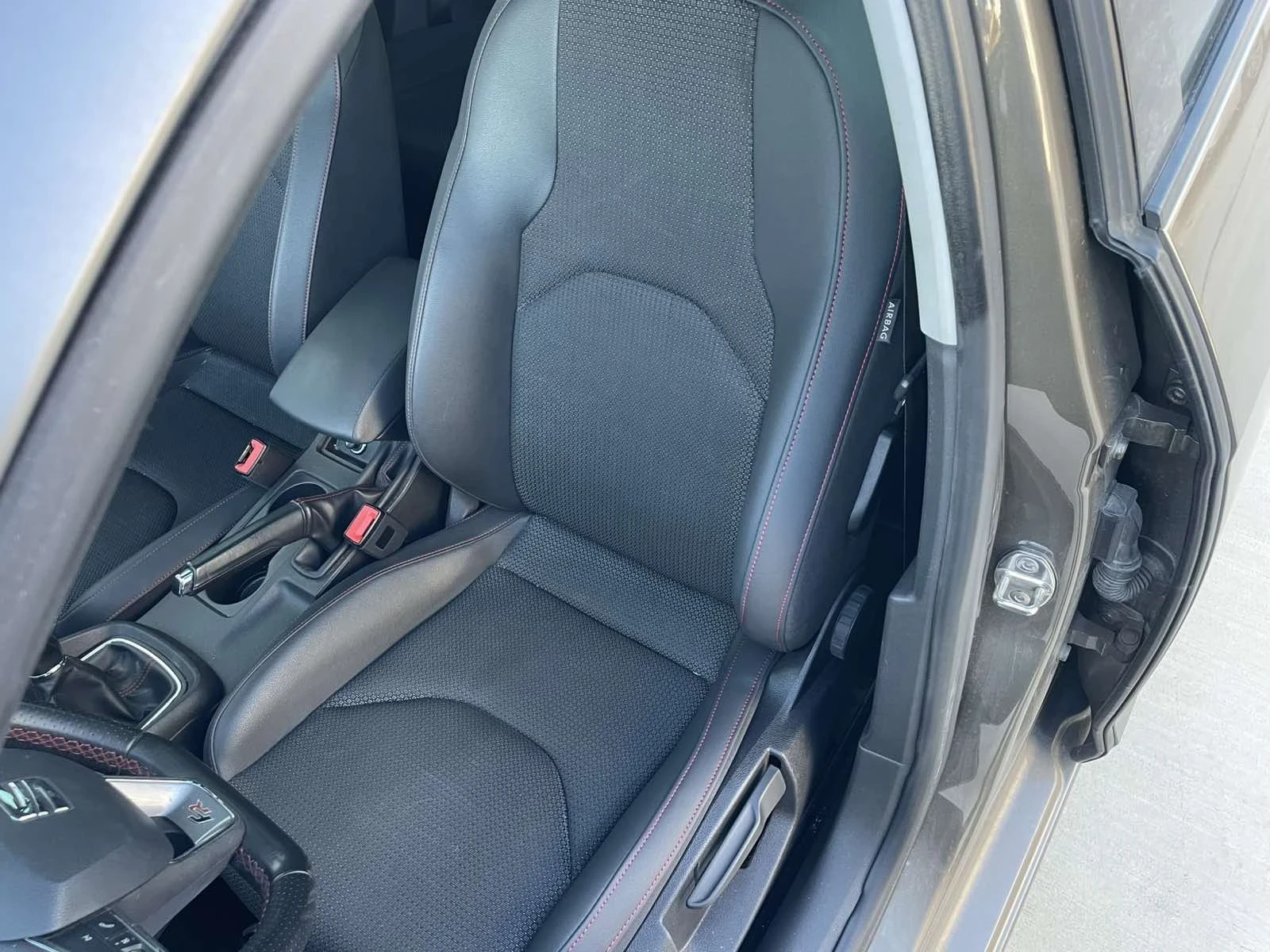 Seat Leon 2, 0TDI-FR-150k.c/EURO 6/КОЖА/ПОДГРЕВ/КАТО НОВ!!!, снимка 8 - Автомобили и джипове - 53789138