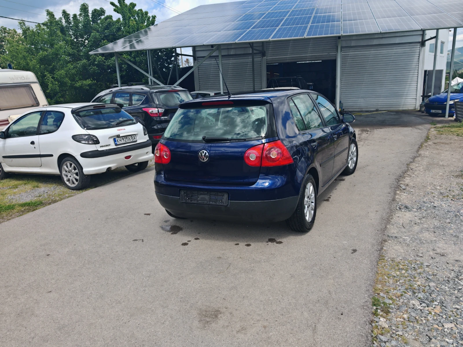 VW Golf 1.6, снимка 4 - Автомобили и джипове - 54572638