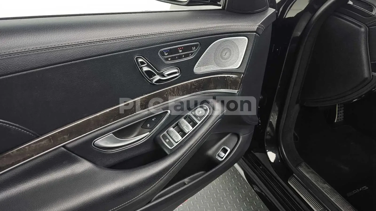 Mercedes-Benz S 350 AMG line/Head up/360 Cam/Heated/Ventilated/Distron, снимка 14 - Автомобили и джипове - 54550795
