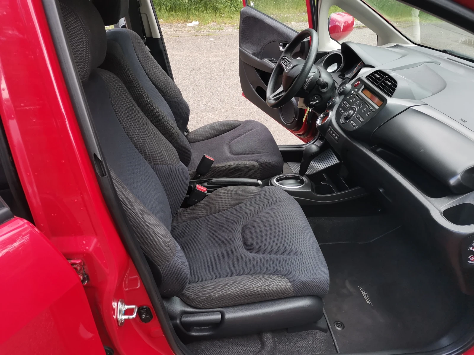 Honda Jazz 1.4i-vtec, снимка 15 - Автомобили и джипове - 54572792