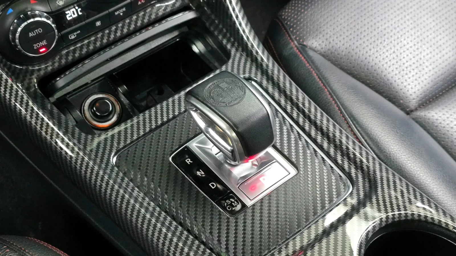 Mercedes-Benz A45 AMG, снимка 9 - Автомобили и джипове - 54750876
