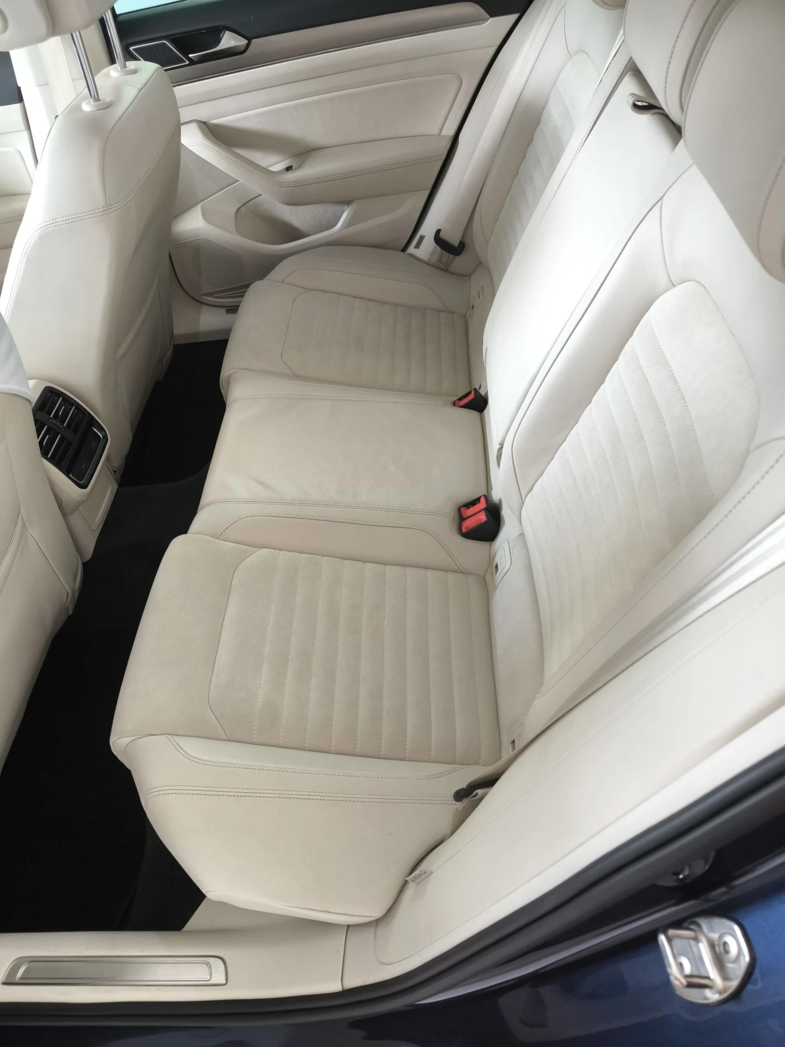 VW Passat, снимка 6 - Автомобили и джипове - 55013265