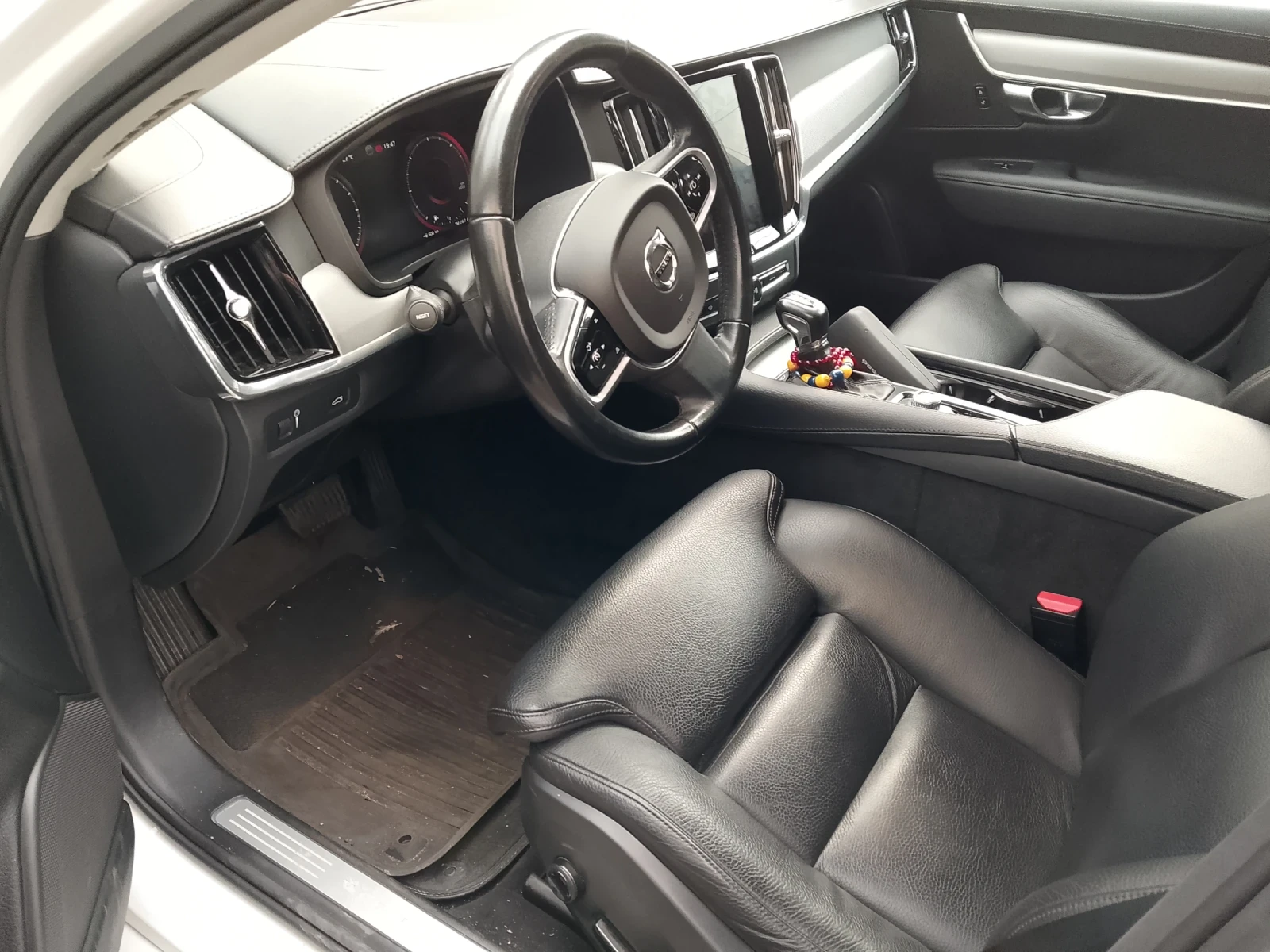 Volvo V90 D4 otomatik , снимка 12 - Автомобили и джипове - 55186799