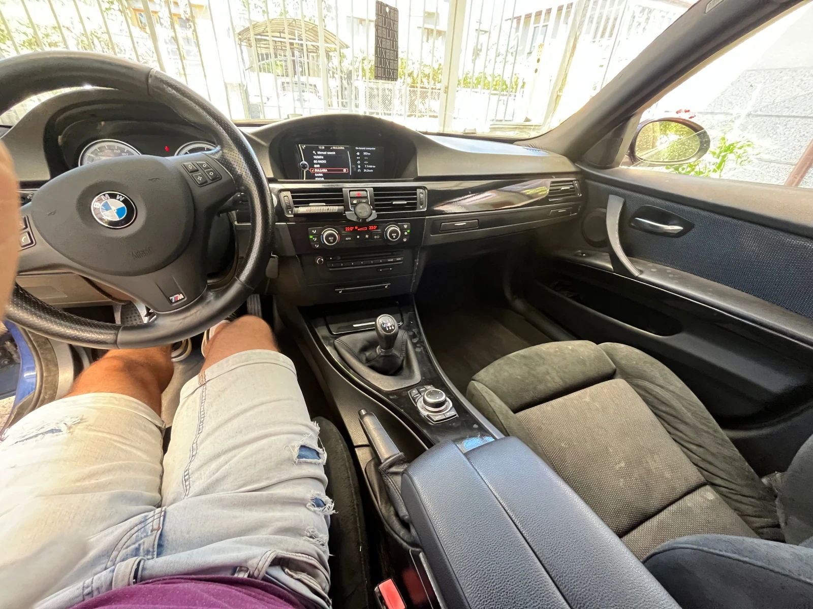 BMW 330 330d M Sport, снимка 5 - Автомобили и джипове - 55678929