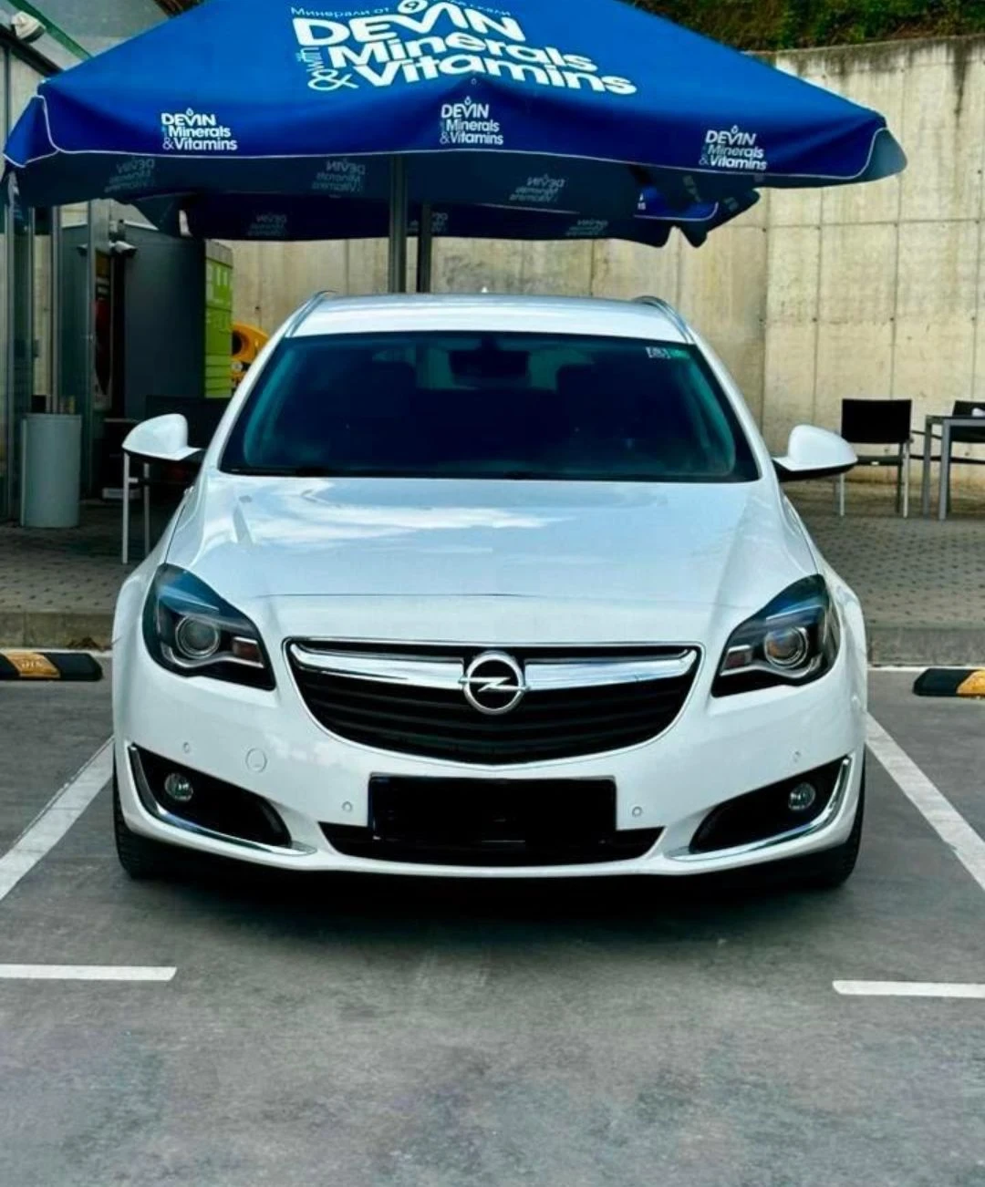 Opel Insignia Opel Insignia Sports Tourer SW, снимка 12 - Автомобили и джипове - 55907555