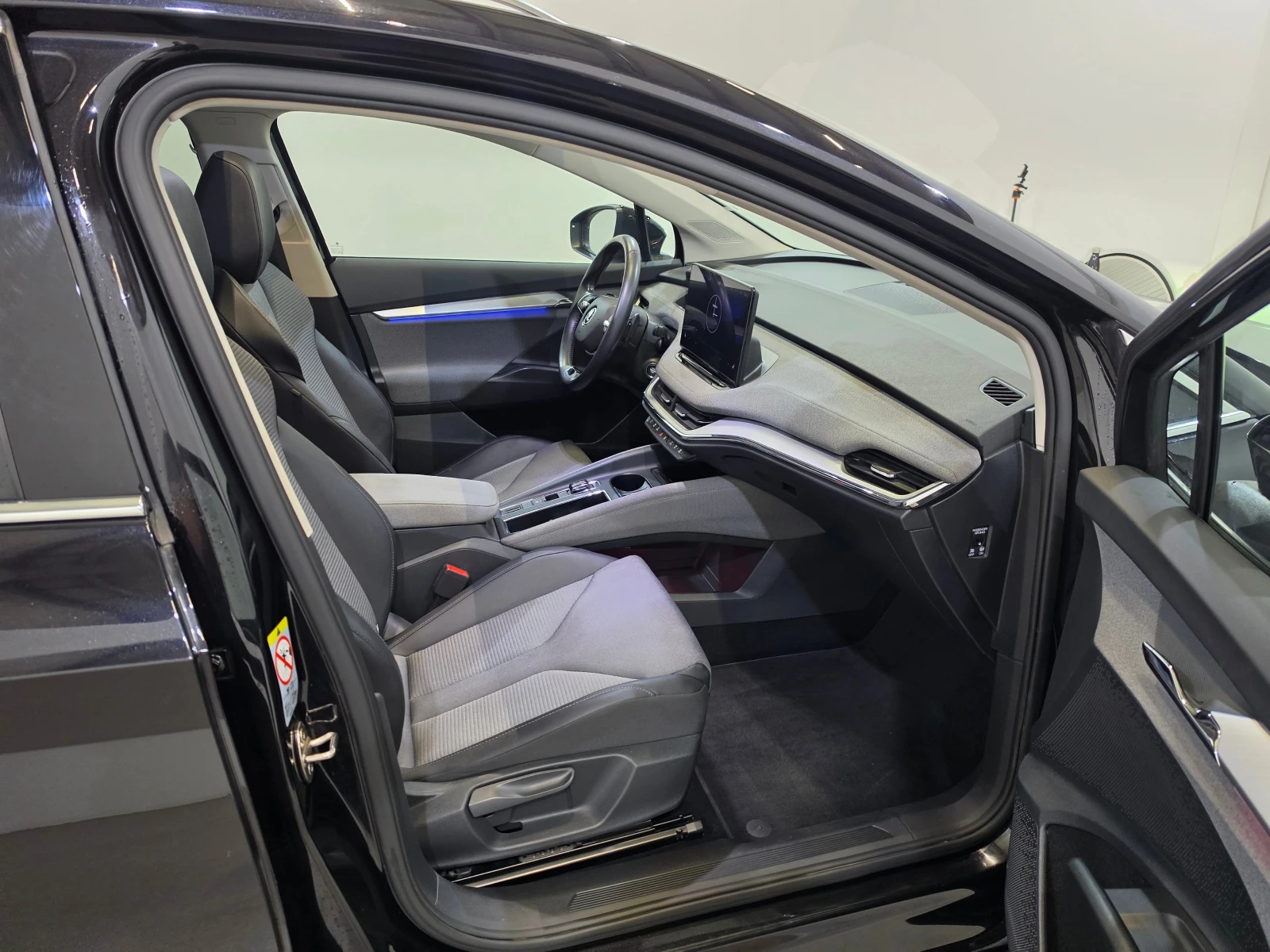 Skoda Enyaq 80 Leather LED Navi Pano Camera | Mobile.bg � ����������� 7