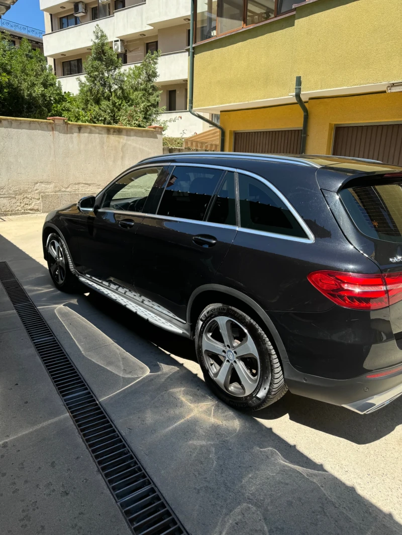 Mercedes-Benz GLC 220 9Gtronik, снимка 6 - Автомобили и джипове - 46836566