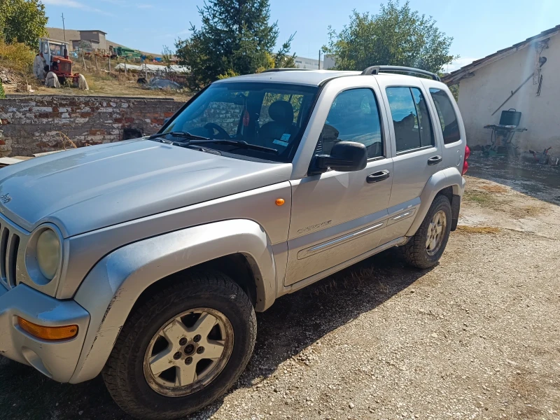 Jeep Cherokee, снимка 12 - Автомобили и джипове - 52431136