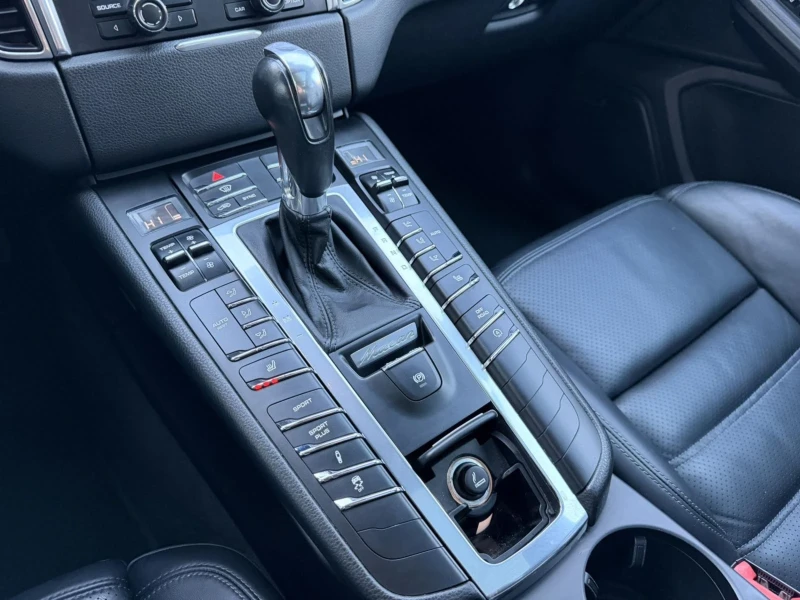 Porsche Macan S / КАМЕРА / ПОДГРЕВ , снимка 15 - Автомобили и джипове - 52938822