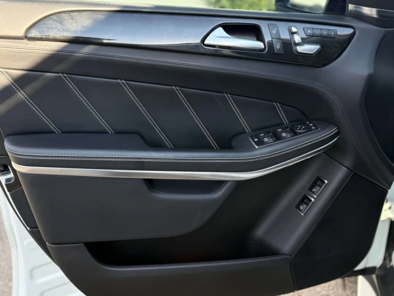 Mercedes-Benz GLS * AMG GL S 63 * CARFAX * ЦЕНА ДО БГ, снимка 11 - Автомобили и джипове - 53154197