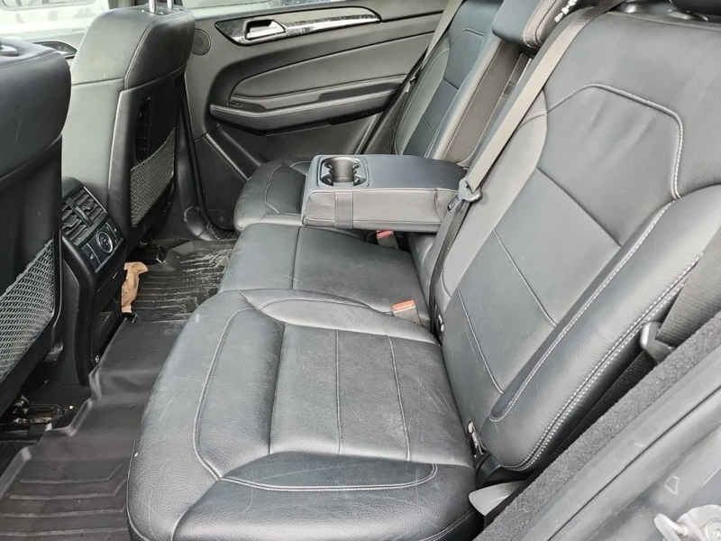 Mercedes-Benz GLE 43 AMG ПОДГРЕВ* ОБДУХ* ПАМЕТ* КЕЙЛЕС* ПАНОРАМА, снимка 9 - Автомобили и джипове - 53424749