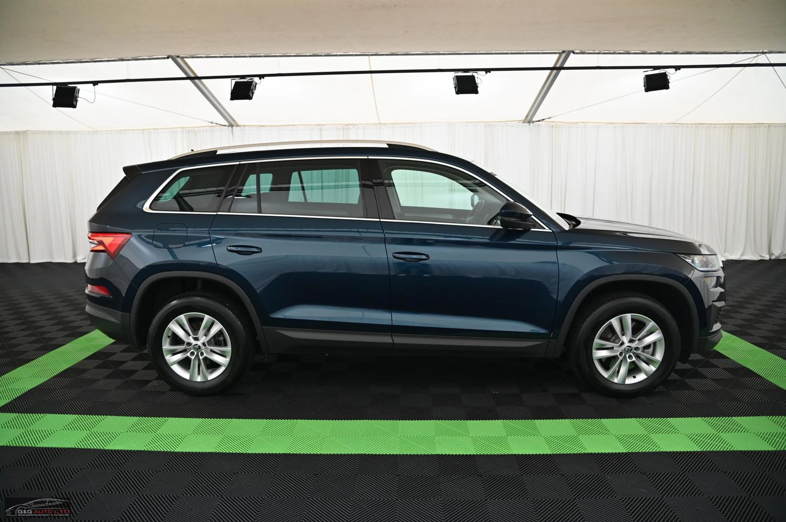 Skoda Kodiaq 2.0-TDI/150HP/DSG AMBITION MATRIX/CARPLAY/223b - изображение 5