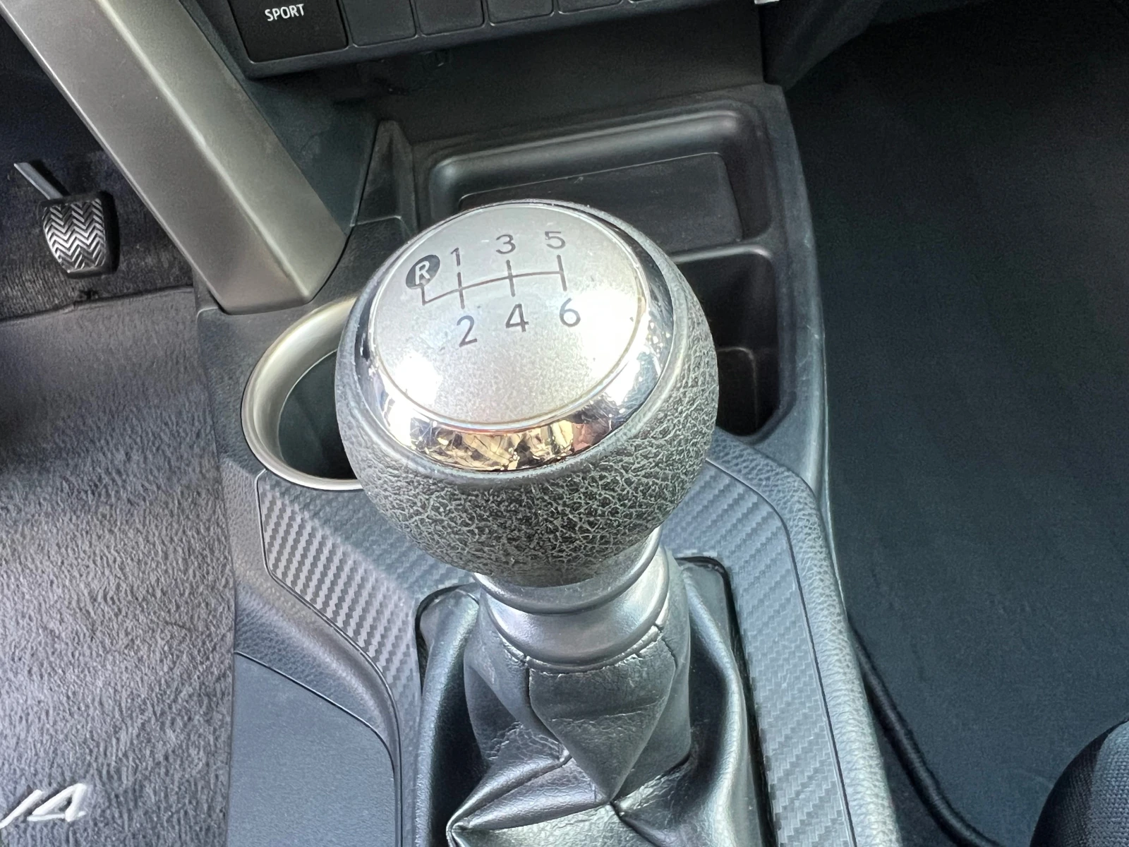 Toyota Rav4 2.0I, VALVEMATIC, 4X4, KATO HOB!!! | Mobile.bg — изображение 13