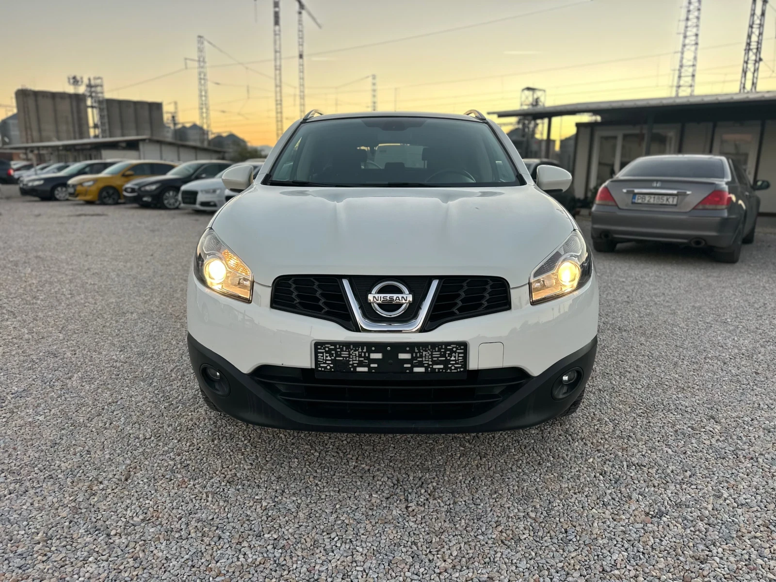 Nissan Qashqai 2.0 N-tec | Mobile.bg   2