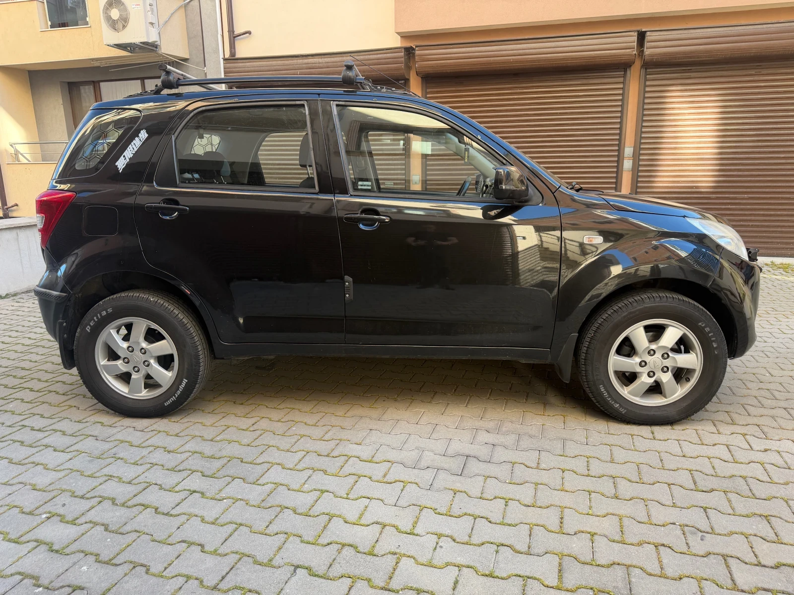 Daihatsu Terios 1.3i 4x4 верига, снимка 6 - Автомобили и джипове - 54739667