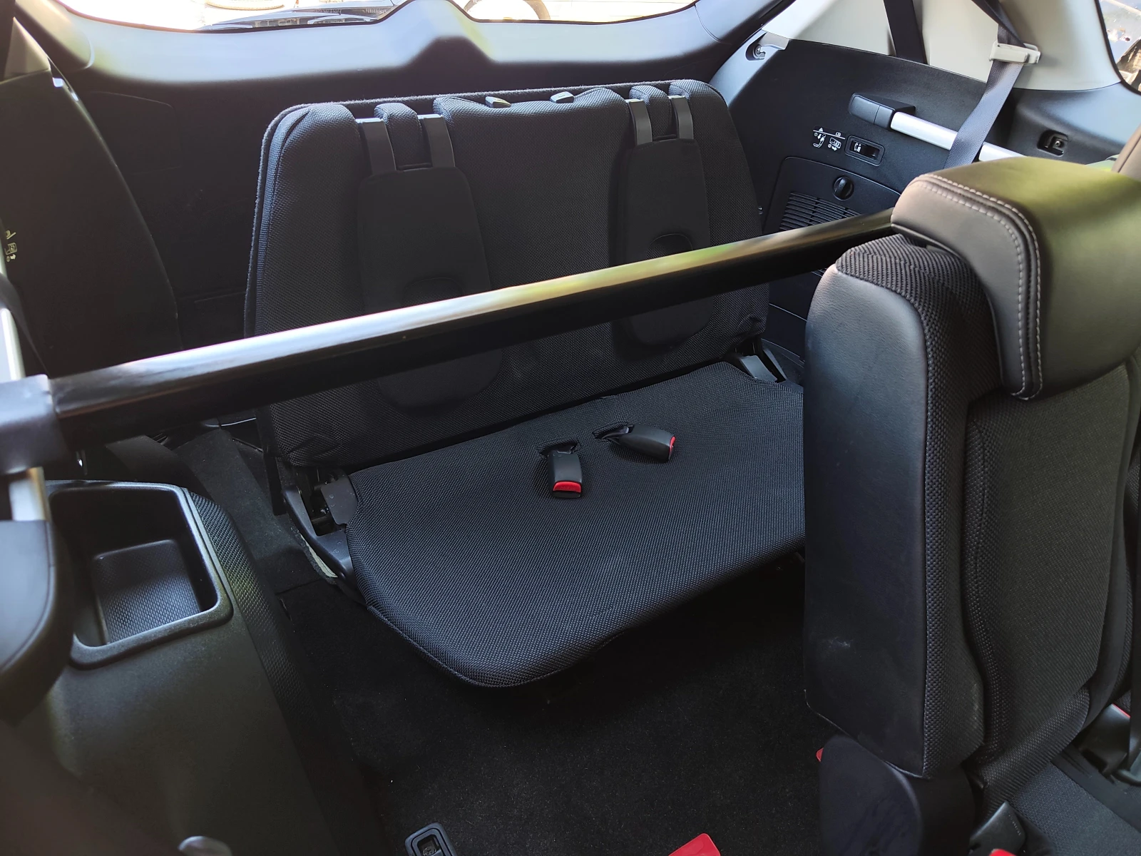 Peugeot 4007 2.2HDI 7-Местен, снимка 13 - Автомобили и джипове - 54764443