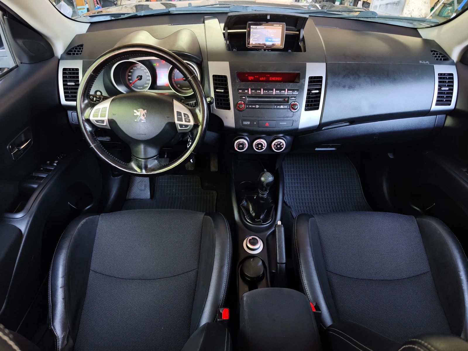 Peugeot 4007 2.2HDI 7-Местен, снимка 10 - Автомобили и джипове - 54764443