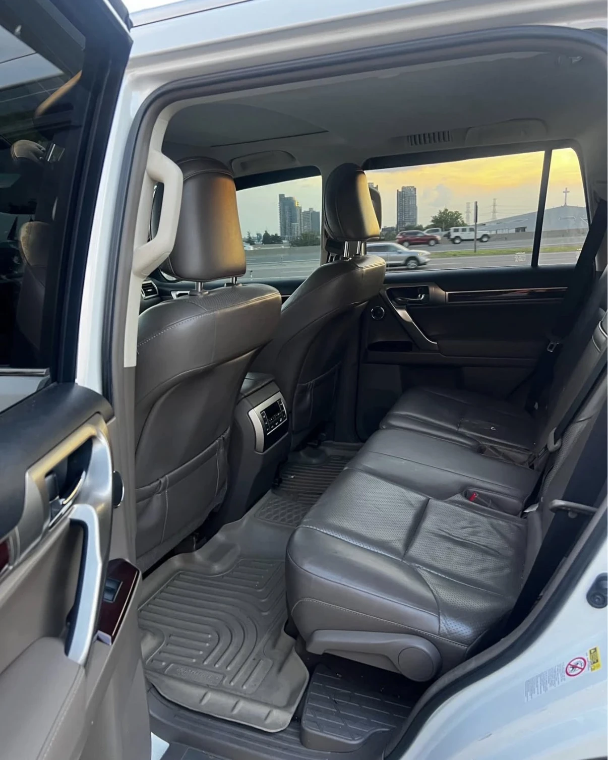 Lexus GX 460 4.6 V8 * 4WD * 7 МЕСТЕН * БЕЗ ИНЦИДЕНТИ * , снимка 13 - Автомобили и джипове - 55253395