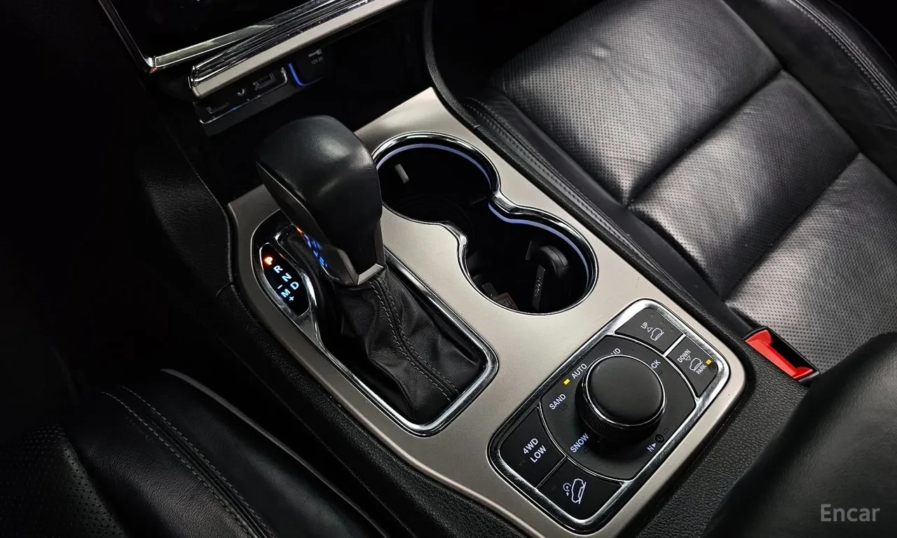 Jeep Grand cherokee OVERLAND | DISTRONIC | PANO | ���������  | Mobile.bg � ����������� 9