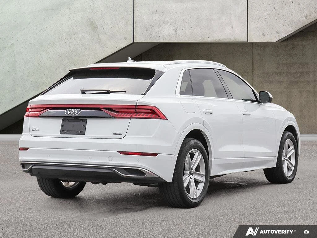 Audi Q8 3.0 55TFSI Quattro, снимка 4 - Автомобили и джипове - 55899681